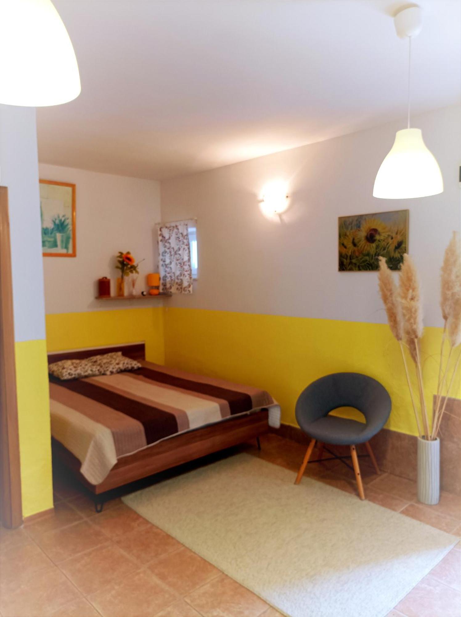 Apartments Kaic Rogač Oda fotoğraf